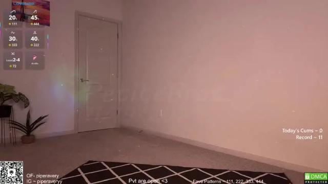 Image 2 of petitebrat Stream on Chaturbate on 1 month ago