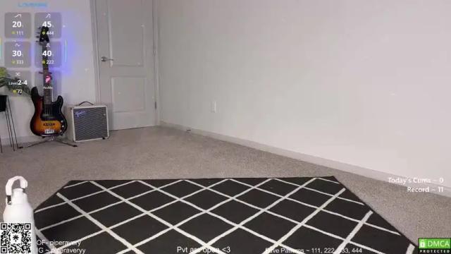 Image 3 of petitebrat Stream on Chaturbate on 1 month ago