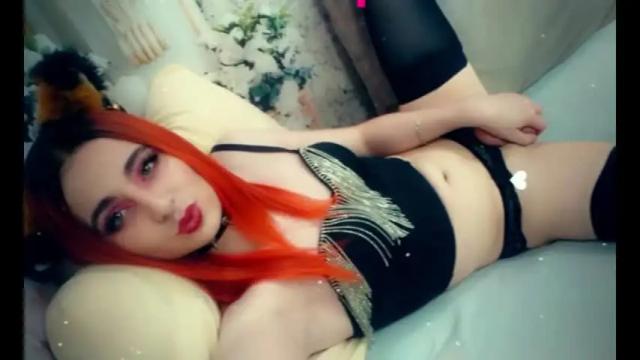 Image 4 of petitecharlize Stream on Chaturbate on 9 months ago