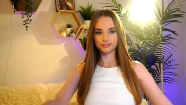 Image 7 of petitegonwiild Stream on Chaturbate on 1 month ago
