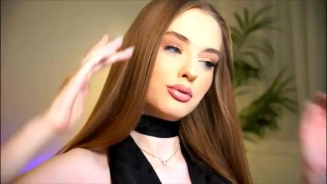 Image 3 of petitegonwiild Stream on Chaturbate on 3 months ago