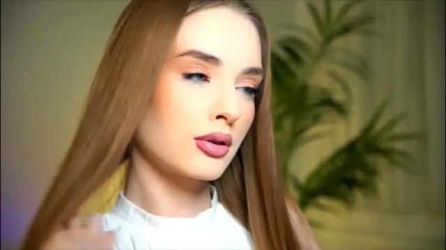 Image 3 of petitegonwiild Stream on Chaturbate on 2 months ago