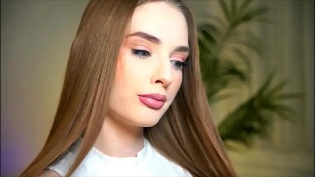 Image 4 of petitegonwiild Stream on Chaturbate on 2 months ago