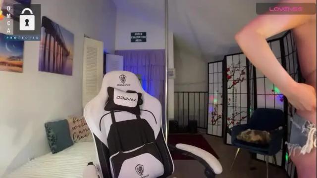 Thumbnail 1, petitejewel's Stream at Chaturbate, 14 days ago