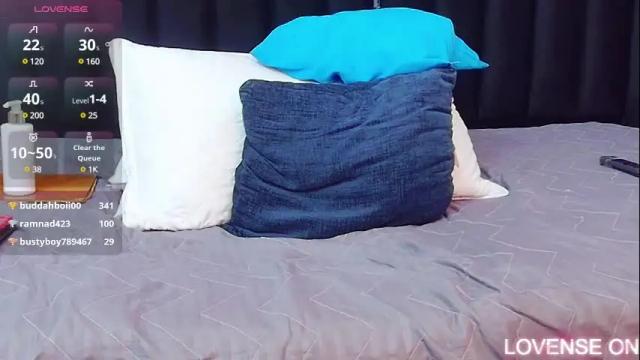 Image 7 of petitelittleebony Stream on Chaturbate on 1 month ago
