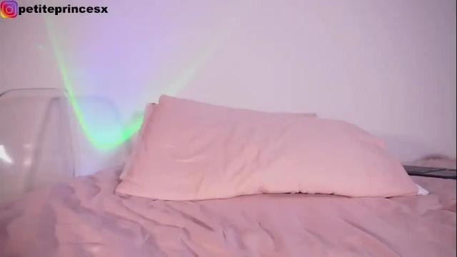 Image 4 of petiteprincesx Stream on Chaturbate on 1 month ago
