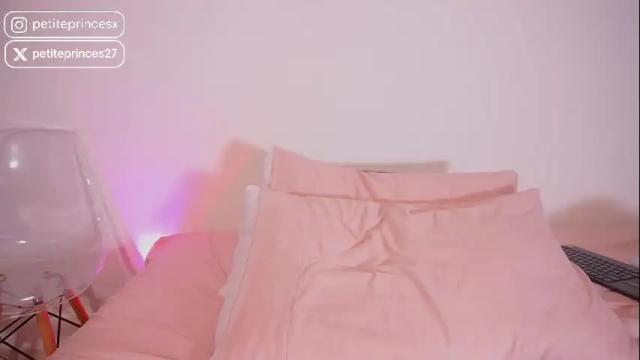 Image 7 of petiteprincesx Stream on Chaturbate on 1 month ago