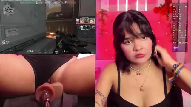 Image 4 of petitesally_ Stream on Chaturbate on 4 months ago