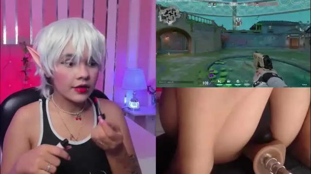 Image 7 of petitesally_ Stream on Chaturbate on 13 days ago