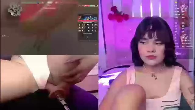 Image 4 of petitesally_ Stream on Chaturbate on 4 months ago