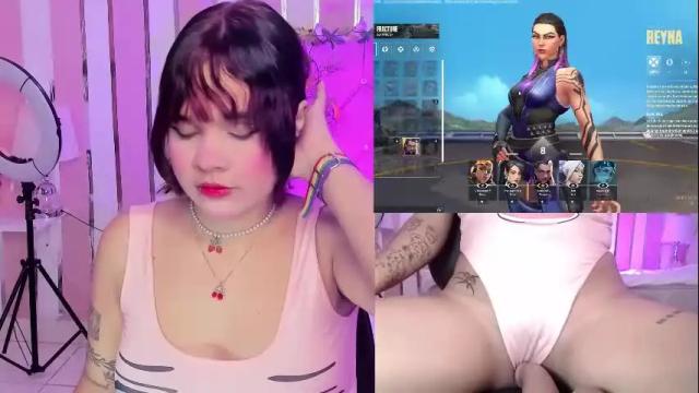 Image 2 of petitesally_ Stream on Chaturbate on 1 month ago