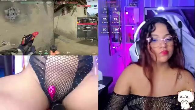 Image 6 of petitesofia_ Stream on Chaturbate on 1 month ago