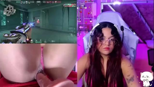 Image 11 of petitesofia_ Stream on Chaturbate on 1 month ago