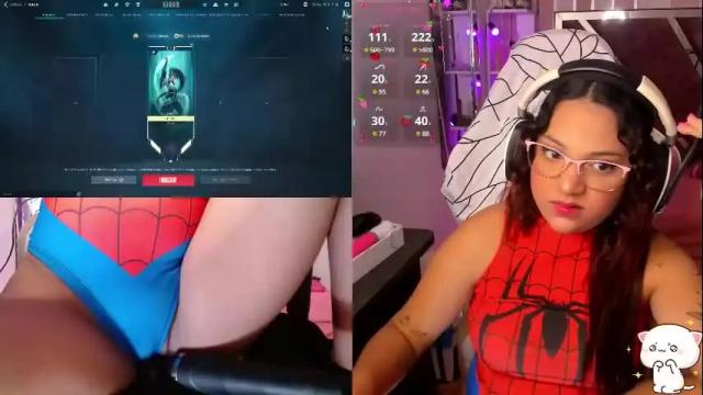 Image 4 of petitesofia_ Stream on Chaturbate on 1 month ago