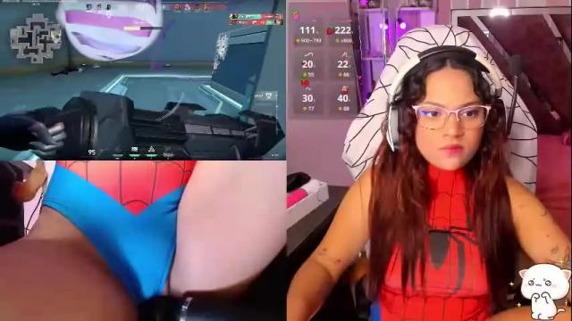 Image 6 of petitesofia_ Stream on Chaturbate on 1 month ago