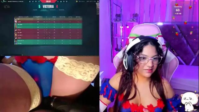 Image 6 of petitesofia_ Stream on Chaturbate on 1 month ago