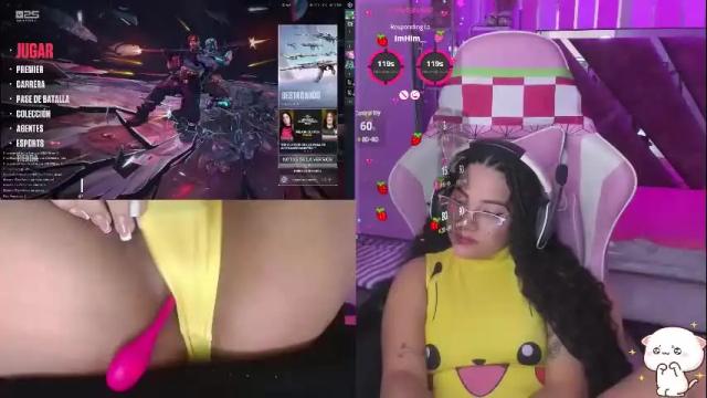 Image 11 of petitesofia_ Stream on Chaturbate on 29 days ago