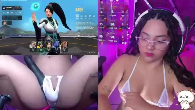 Image 11 of petitesofia_ Stream on Chaturbate on 27 days ago