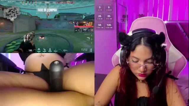 Image 4 of petitesofia_ Stream on Chaturbate on 8 days ago