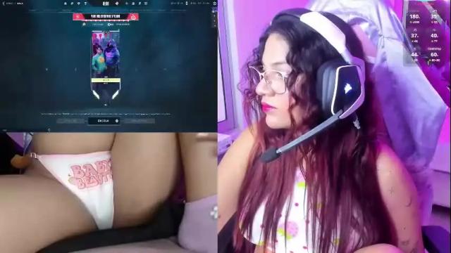 Image 2 of petitesofia_ Stream on Chaturbate on 1 month ago