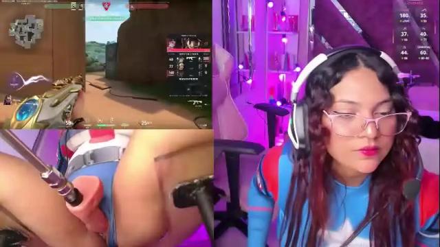 Image 8 of petitesofia_ Stream on Chaturbate on 1 month ago