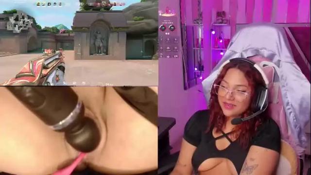 Image 6 of petitesofia_ Stream on Chaturbate on 28 days ago