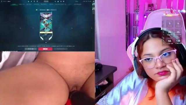 Image 10 of petitesofia_ Stream on Chaturbate on 24 days ago