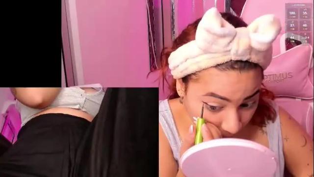 Image 3 of petitesofia_ Stream on Chaturbate on 2 months ago