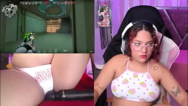 Image 6 of petitesofia_ Stream on Chaturbate on 1 month ago