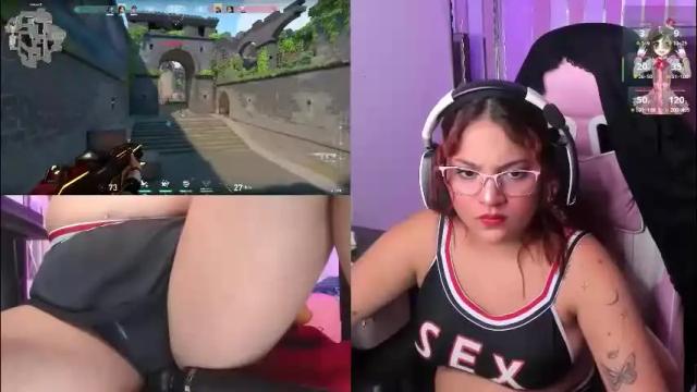 Image 3 of petitesofia_ Stream on Chaturbate on 1 month ago