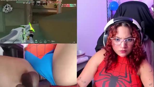 Image 4 of petitesofia_ Stream on Chaturbate on 1 month ago