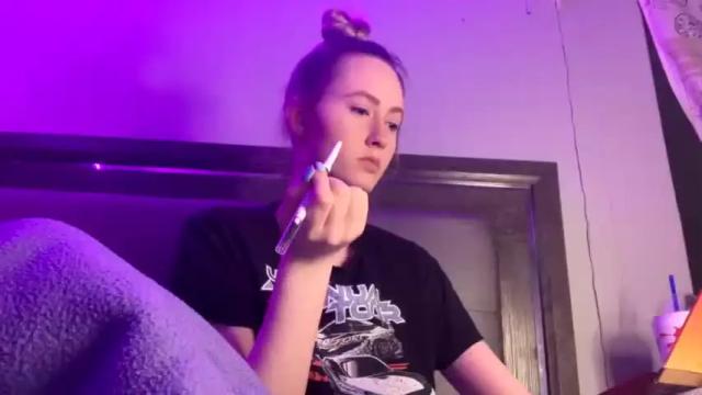 Image 7 of petitetinybabe Stream on Chaturbate on 24 months ago