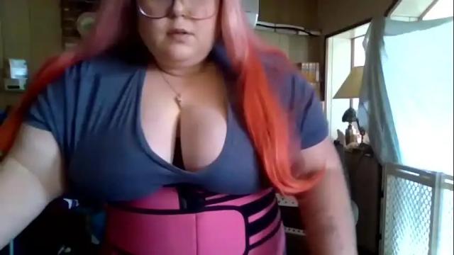 Image 4 of petmykitty Stream on Chaturbate on 3 months ago