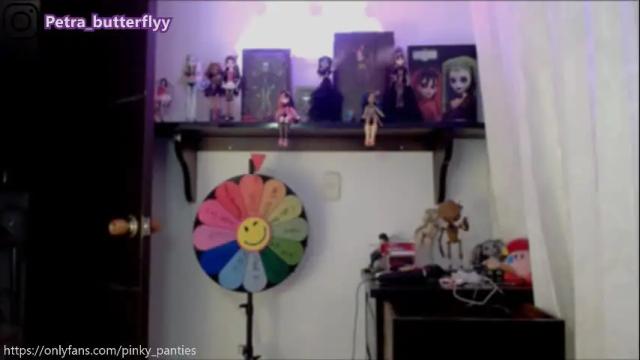 Image 11 of petra_butterfly Stream on Chaturbate on 13 days ago