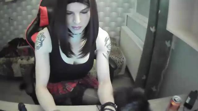 Image 3 of petracd_88 Stream on Chaturbate on 9 months ago