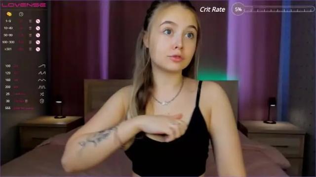 Image 3 of pewdieevaa Stream on Chaturbate on 19 months ago