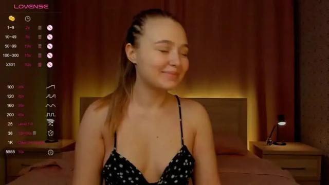 Image 3 of pewdieevaa Stream on Chaturbate on 18 months ago
