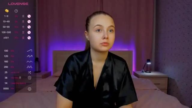 Image 10 of pewdieevaa Stream on Chaturbate on 17 months ago