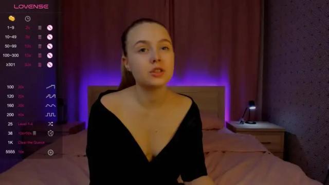 Image 2 of pewdieevaa Stream on Chaturbate on 17 months ago