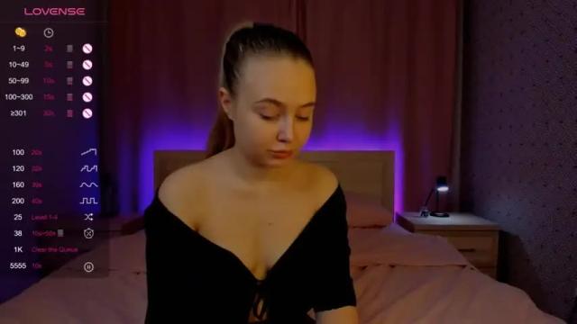 Image 3 of pewdieevaa Stream on Chaturbate on 17 months ago