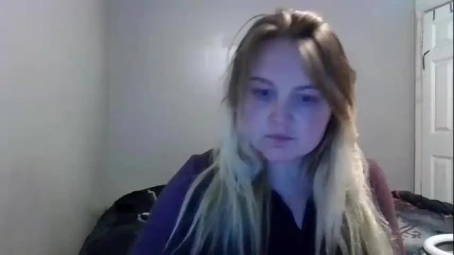 Image 6 of phatassblond Stream on Chaturbate on 14 months ago