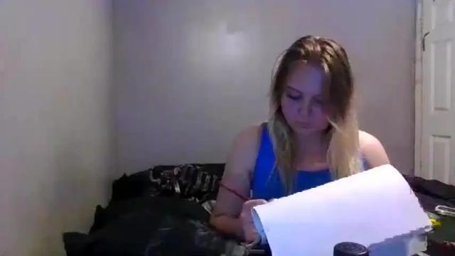 Image 12 of phatassblond Stream on Chaturbate on 14 months ago