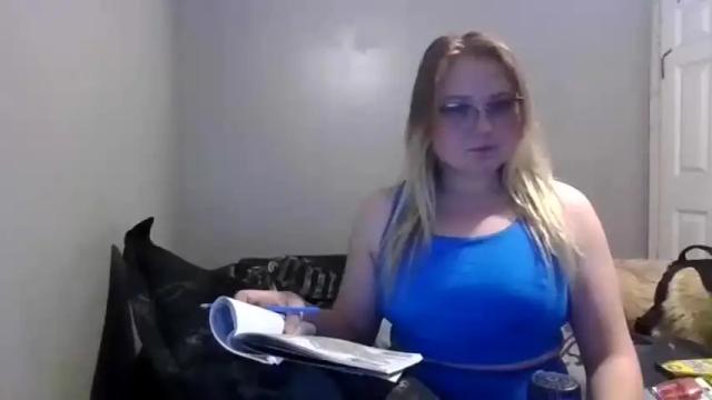 Image 2 of phatassblond Stream on Chaturbate on 14 months ago