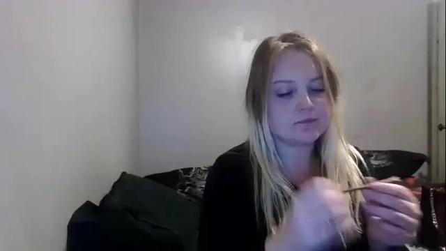 Image 3 of phatassblond Stream on Chaturbate on 14 months ago