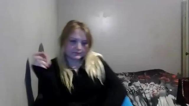 Image 4 of phatassblond Stream on Chaturbate on 14 months ago