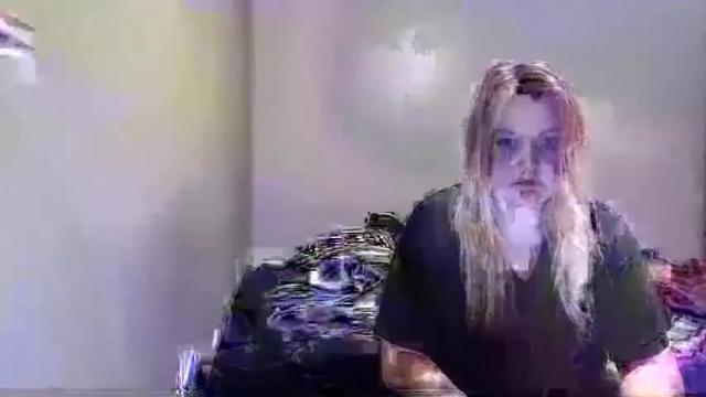 Image 3 of phatassblond Stream on Chaturbate on 14 months ago