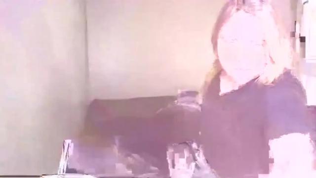 Image 4 of phatassblond Stream on Chaturbate on 14 months ago