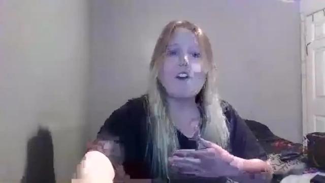 Image 2 of phatassblond Stream on Chaturbate on 14 months ago