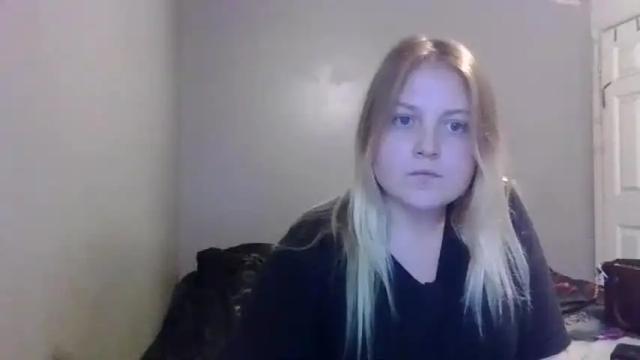 Image 8 of phatassblond Stream on Chaturbate on 14 months ago