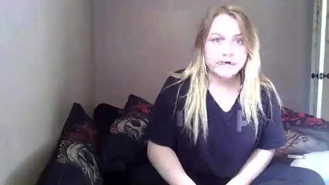 Image 10 of phatassblond Stream on Chaturbate on 14 months ago
